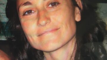 0A1C956D-DB53-41F1-BF2D-10741E301C76